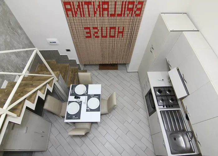 Brillantina House